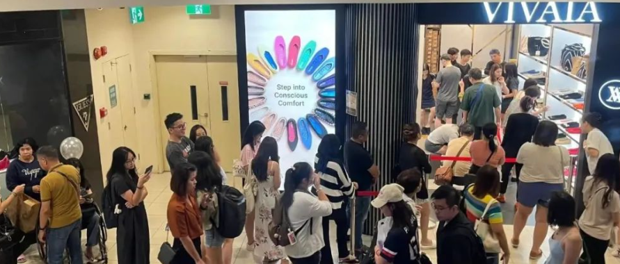 外狂卖20亿国内却没几个人知道OG真人6个塑料瓶做一双鞋海(图5)