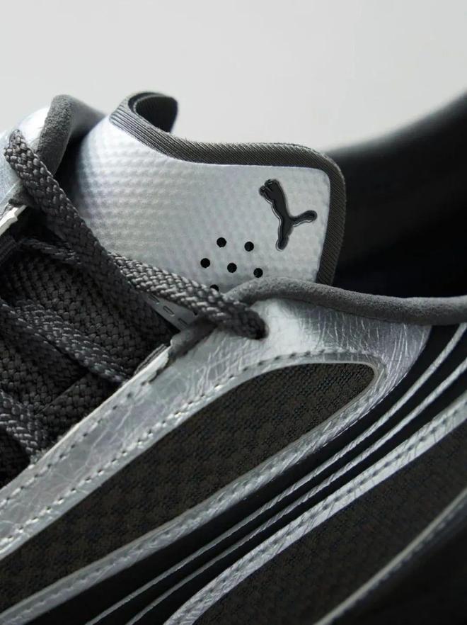 牌色这4双sneakers值得一冲！OG真人平台当「液态银」成春夏潮人招(图4)